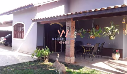 Casa com Edícula a 400m da Praia, com 6 dormitórios à venda, 250 m² por R$ 900.000- Porto Novo - Caraguatatuba/SP