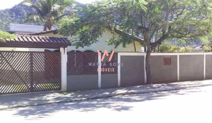 Casa com 3 dormitórios à venda, 230m² por R$ 1.800.000 - Barequeçaba - São Sebastião/SP