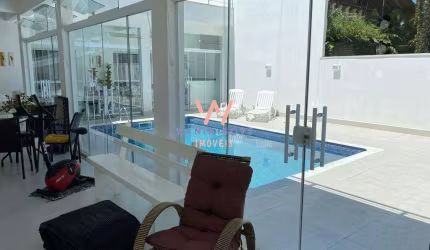 Casa de Alto Padrão com 4 dormitórios à venda, 250m² por R$1.700.000 - Praia do Capricórnio - Caraguatatuba/SP