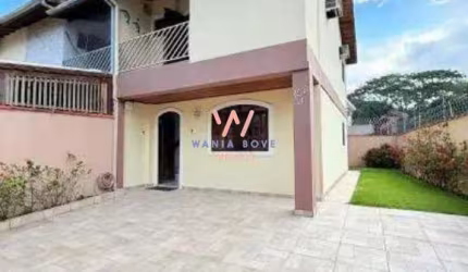 Sobrado a 350m da Praia, com 2 dormitórios à venda, 150m² por R$600.000 - Prainha - Caraguatatuba/SP