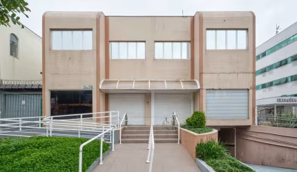 Prédio para alugar na Rua Mateus Leme, 2626, Centro Cívico, Curitiba, 490 m2 por R$ 23.000