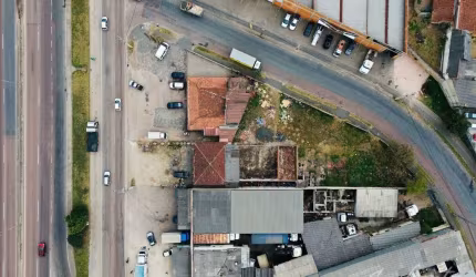 Terreno à venda na Avenida Portugal, 16, Nações, Fazenda Rio Grande por R$ 4.400.000