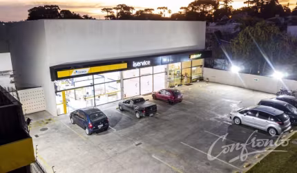 Ponto comercial para alugar na Avenida Presidente Arthur da Silva Bernardes, 260, Portão, Curitiba