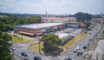 Ponto comercial para alugar na Rua Carlos Klemtz, 1553, Fazendinha, Curitiba