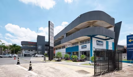 Ponto comercial para alugar na Avenida Brasília, 6131, Novo Mundo, Curitiba, 80 m2 por R$ 3.800