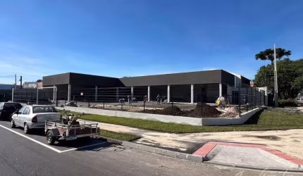 Ponto comercial para alugar na Rua José Hauer, 949, Boqueirão, Curitiba, 40 m2 por R$ 2.000