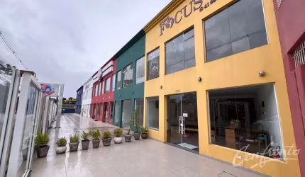 Ponto comercial para alugar na Avenida Fredolin Wolf, 4068, Santa Felicidade, Curitiba, 100 m2 por R$ 4.000