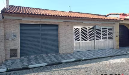 Casa com 3 dormitórios à venda, 200 m² por R$ 580.000 - Vila Amorim - Suzano/SP