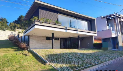 Sobrado com 4 dormitórios à venda, 242 m² por R$ 2.000.000 - Cézar de Souza - Mogi das Cruzes/SP
