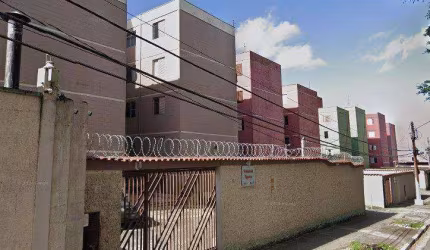 Apartamento com 2 dormitórios, 71 m² - venda por R$ 200.000,00 ou aluguel por R$ 1.400,00/mês - Vila Figueira - Suzano/SP