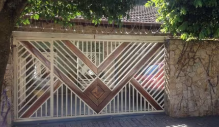 Sobrado com 3 dormitórios à venda, 260 m² por R$ 600.000,00 - Vila Amorim - Suzano/SP