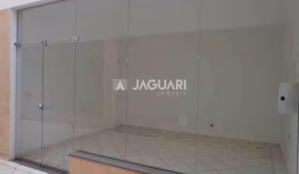 Sala Comercial no Bairro CENTRO - Condominio Galeria 13 de Maio na cidade de  Agudos;