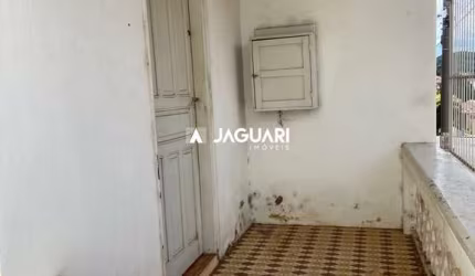 Casa no Bairro CENTRO na cidade de  AGUDOS;