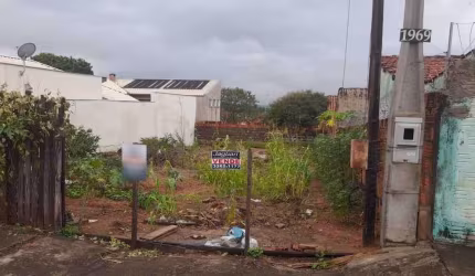 Terreno no Bairro VILA PROFESSOR SIMÕES na cidade de  Agudos;