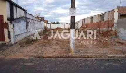 Terreno no Bairro CENTRO na cidade de  Agudos;