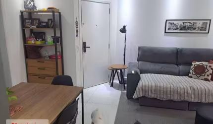 Apartamento à Venda no Condomínio Domus Bella