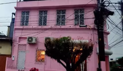 Vende-se casa com 366m², 2 quartos, Canudos