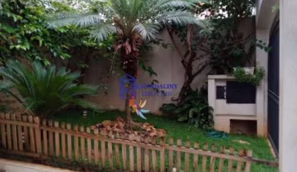 CASA PARA LOCAÇÃO - JD. BONFIGLIOLI - R$ 8500,00