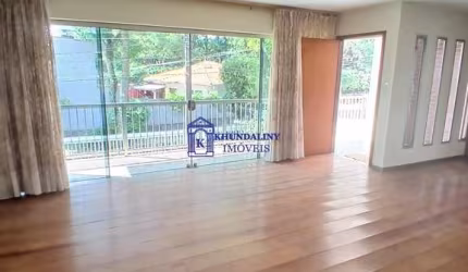 CASA COM 3 DORM SENDO 1 SUITE A VENDA - R$ 1.100.000,00