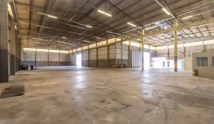 Barracão industrial à venda em Campina Grande do Sul - 1800 m² | Ref 326