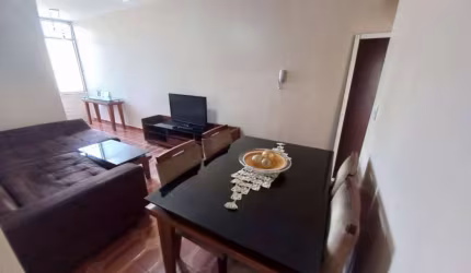 Ótimo Apartamento com 2 quartos na Av. Marechal Fontenelle.