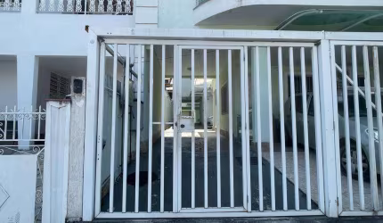 Casa com 2 dormitórios à venda, 107 m² por R$ 299.900,00 - Bento Ribeiro - Rio de Janeiro/RJ