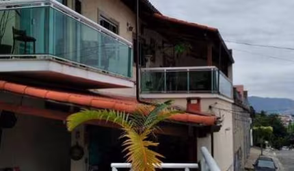Casa à venda, 360 m² por R$ 950.000,00 - Vila Valqueire - Rio de Janeiro/RJ