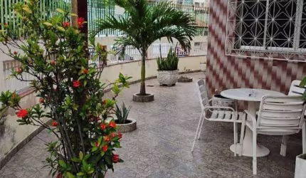 Casa à venda, 135 m² por R$ 650.000,00 - Vila Valqueire - Rio de Janeiro/RJ