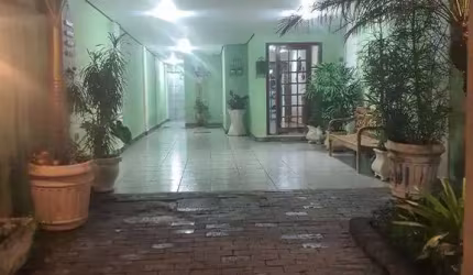 Casa com 3 dormitórios à venda, 200 m² por R$ 890.000,00 - Vila Valqueire - Rio de Janeiro/RJ