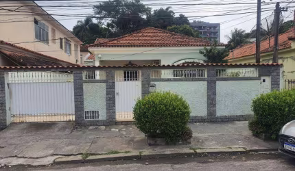 Casa à venda, 130 m² por R$ 860.000,00 - Vila Valqueire - Rio de Janeiro/RJ