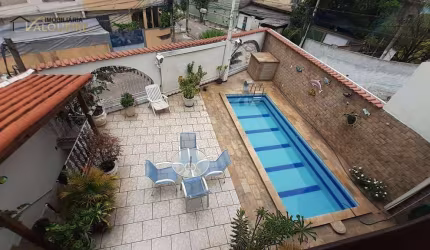 Casa com 3 dormitórios à venda, 248 m² por R$ 780.000,00 - Bento Ribeiro - Rio de Janeiro/RJ