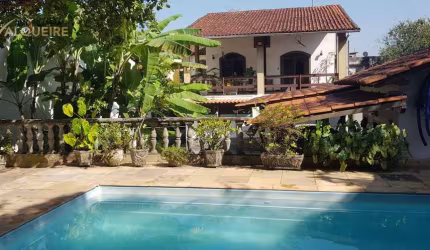Casa com 5 dormitórios à venda, 219 m² por R$ 998.000,00 - Jardim Sulacap - Rio de Janeiro/RJ