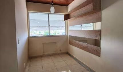 Apartamento com 2 dormitórios à venda, 52 m² por R$ 190.000,00 - Bento Ribeiro - Rio de Janeiro/RJ