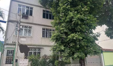 Apartamento com 3 dormitórios à venda, 100 m² por R$ 320.000,00 - Vila Valqueire - Rio de Janeiro/RJ