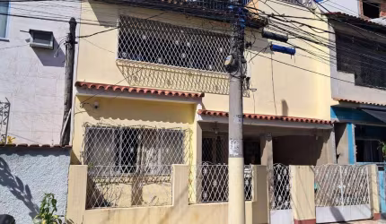 Casa com 4 dormitórios à venda, 256 m² por R$ 390.000,00 - Taquara - Rio de Janeiro/RJ