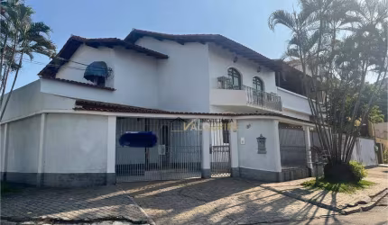 Casa com 5 dormitórios à venda, 336 m² por R$ 1.200.000,00 - Vila Valqueire - Rio de Janeiro/RJ