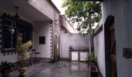 Casa com 3 dormitórios à venda, 110 m² por R$ 990.000,00 - Vila Valqueire - Rio de Janeiro/RJ