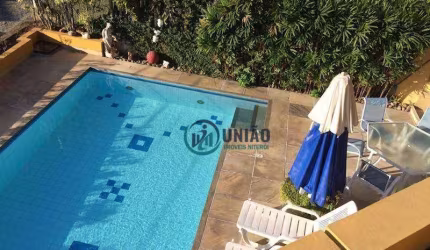 Casa com 4 quartos à venda, 650 m² por R$ 2.600.000 - Itacoatiara - Niterói/RJ