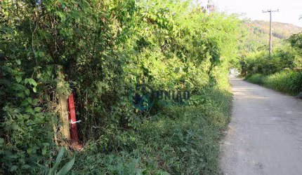 Terreno com 1425m²