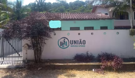 Casa linear com 2 dormitórios, sendo uma suíte,  à venda - Serra Grande - Niterói/RJ