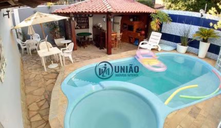 Casa com 3 quartos à venda, 260 m² por R$ 895.000 - Itaipu - Niterói/RJ