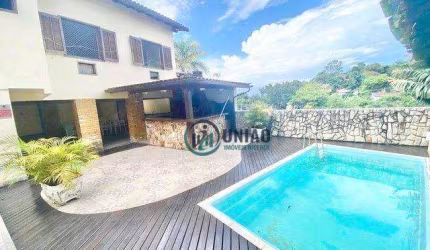 Casa com 3 quartos sendo 2 suítes à venda, 385 m² por R$ 1.099.000 - Pendotiba - Niterói/RJ