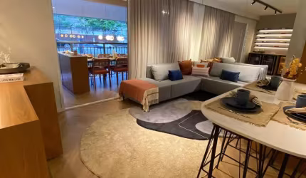 Lindo apartamento na região Giovanni Gronchi, more próximo da melhor região São Paulo