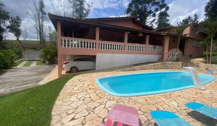 Chácara à venda em Salto de Pirapora/ 3.400 m²/ Espaço Gourmet/ Piscina/ Represa