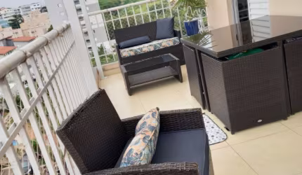 Duplex à venda no Jd. Guadalajara/ 98 m²/ 3 Dorm./ Suíte/ Lazer/ 440 mil