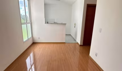 Apto à venda Jd. Guaruja/ 2 dorm./ Lazer/ Só 205 mil