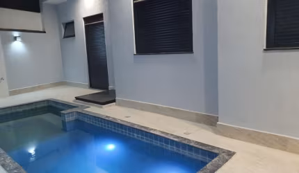 Casa térrea/ 181 m²/ 3 Suítes/ Área Gourmet/ Piscina/ Ac. Raposo Tavares