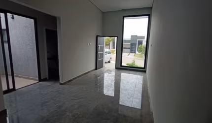 Casa térrea em cond. com 105 m²/ 3 Dorm/ Suíte/ Área Gourmet/ Ac. Av. Ipanema