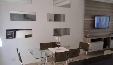 Sobrado em cond. com 2 Suítes/ Sacada/ 3 Wc´s/ Área Gourmet/ Ac. Av. Santa Cruz