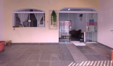 Casa à venda Jd. Gutierres/ 3 dorm./ Suíte/ Edícula/ 2 vagas/ 525 mil